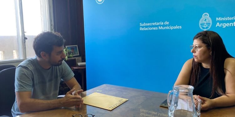 El municipio firmó el convenio del programa Federal de Municipios de Pie