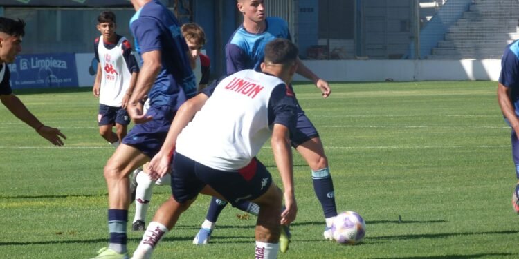 Atlético se probó con la Reserva de Unión