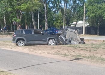 Espectacular accidente y vuelco en la zona de quintas