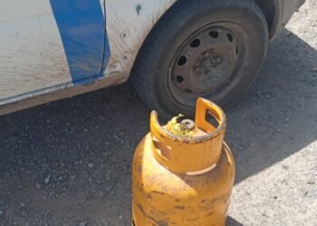 Lo sorprendieron con una garrafa ajena