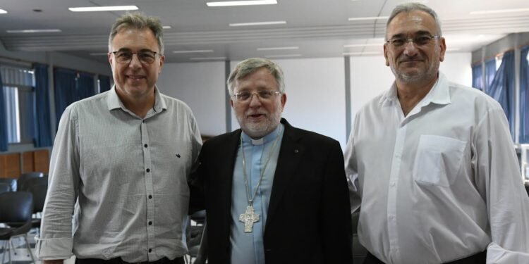 Castellano participó del recibimiento al Monseñor Pedro Torres