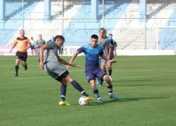 La Crema y el Lobo se probaron en un amistoso