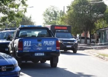 Lo mataron a tiros desde un auto y dejan una advertencia para Esteban Alvarado