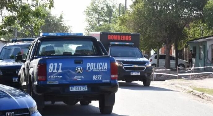 Lo mataron a tiros desde un auto y dejan una advertencia para Esteban Alvarado