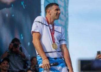 La graciosa dedicatoria de Dibu Martínez a varios de sus compañeros de la selección argentina: “Los extraño”