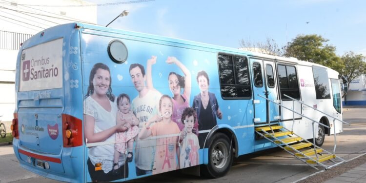 El Ómnibus Sanitario continúa en el Centro de Salud N°11