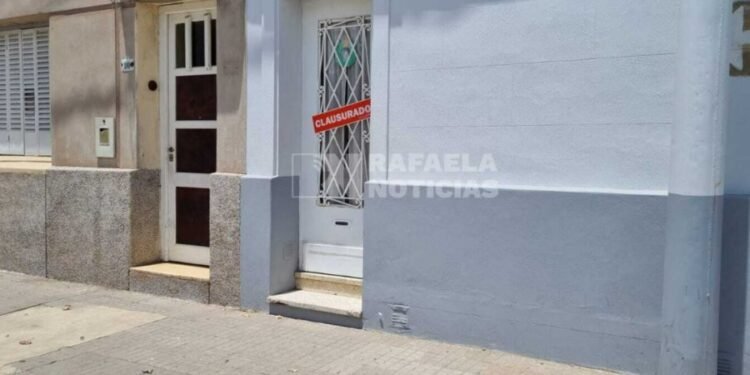 Clausuraron el geriátrico donde habrían golpeado a una interna