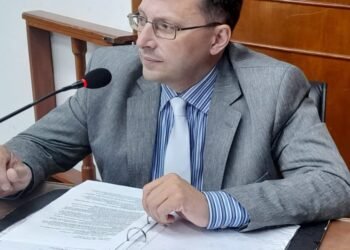Tras aprobar el Presupuesto 2023, Mársico apuntó contra el Intendente