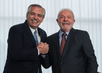 Alberto se reunió con Lula y relanzaron la relación bilateral con Brasil