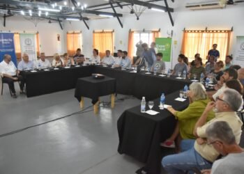 Convenio entre empresas apícolas de nuestra ciudad y de la zona de Piamonte