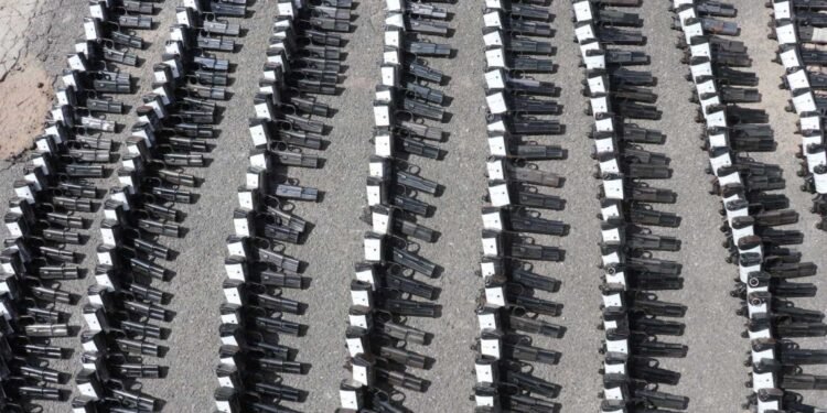 Secuestraron más de 2.400 armas de fuego en 2022