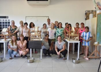 Las “Mujeres de la Seda” continúan trabajando con el fin de sumar valor agregado