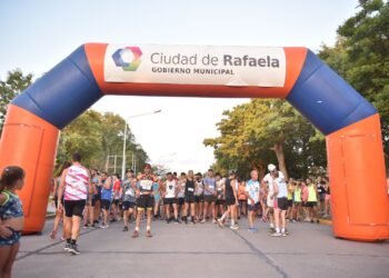Exitosa maratón recreativa nocturna