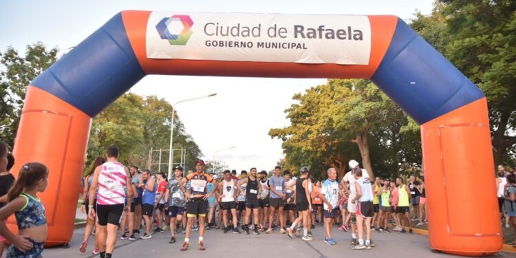 Exitosa maratón recreativa nocturna