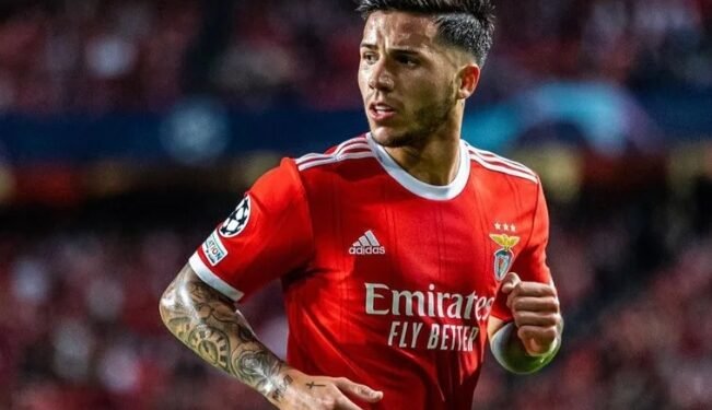 La impactante oferta que rechazó Benfica del Chelsea por Enzo Fernández: una suma millonaria y tres jugadores