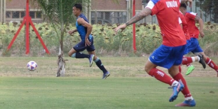 Prueba satisfactoria para el plantel de Ezequiel Medrán ante Unión de Santa Fe