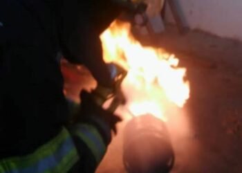 Dos menores sufrieron quemaduras por el incendio de una garrafa