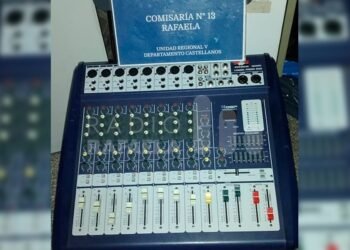 Meses más tarde, recuperaron una consola de sonido robada de una Parroquia de Rafaela