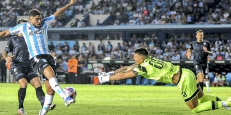 Racing no pudo con Belgrano en el debut e igualó sin emociones