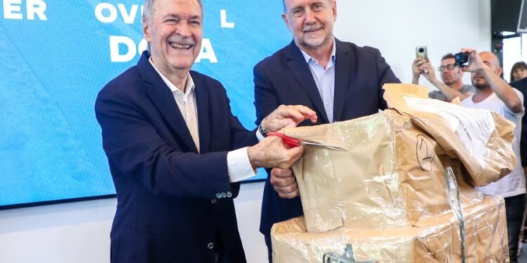 Acueducto Biprovincial: Perotti encabezó la apertura de ofertas para la ejecución del Bloque A