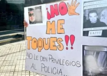 Acusaron a un policía de abusar de una nena de 13 años: fue separado de su cargo