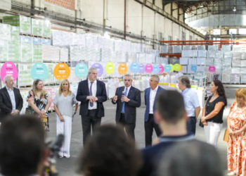 Inician las clases: Alberto Fernández anunció el envío de 11 millones de libros a escuelas