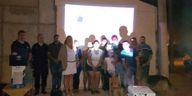 Se realizó una charla de Ojos en Alerta en el loteo Mi Tierra Mi Casa