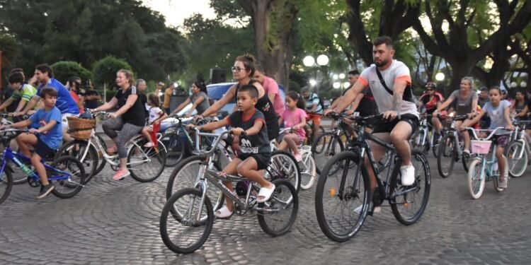 Gran convocatoria en la primera bicicleteada del año