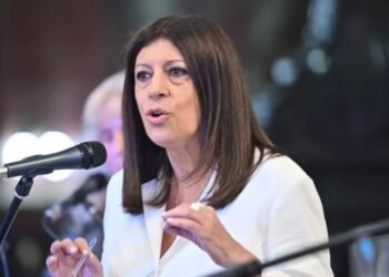 Clara García: “El gobernador debe convocar a todos a trabajar en la pacificación de Rosario”