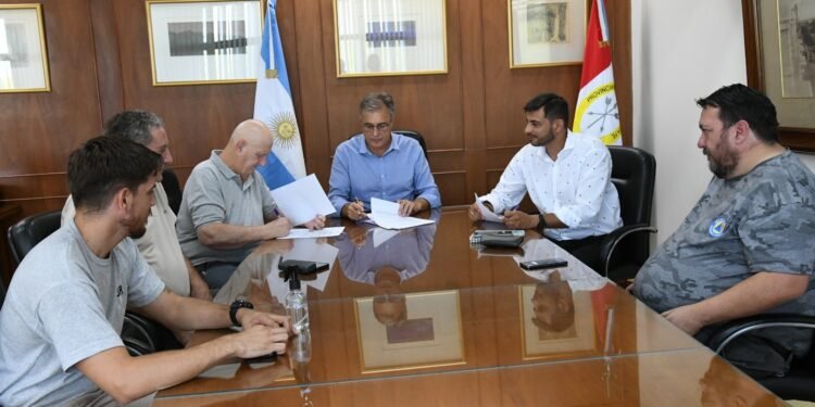 El Municipio y el Radio Club firmaron un Convenio de Colaboración
