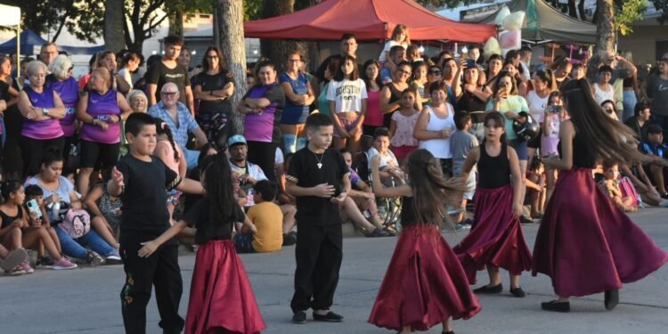 Hacemos Plaza se vistió de fiesta en barrio Martín Fierro