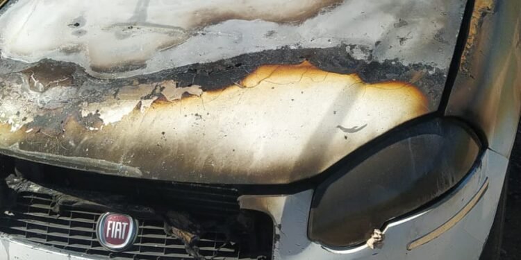 Se incendió un auto cerca del autódromo