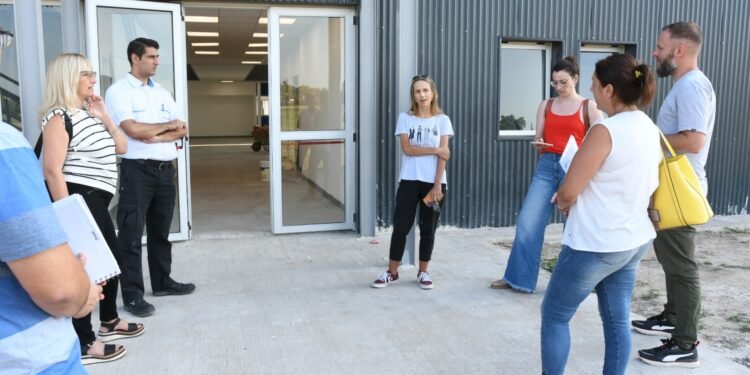 Tratan de organizar el tránsito en el acceso a la UNRaf