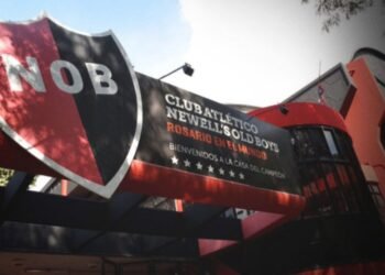 Un hombre fue baleado en la puerta del estadio de Newell»s