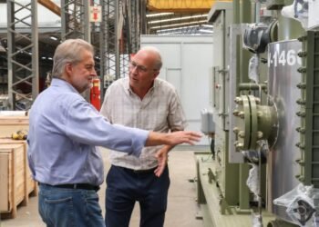 Mirabella recorrió una empresa clave para el desarrollo de Vaca Muerta y destacó´ el «compromiso de la industria nacional»