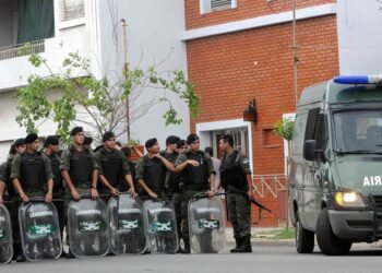 Seguridad: la Nación gasta por habitante 22 veces más en el distrito porteño que en Santa Fe