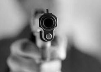 Balacera y un joven con heridas en sus piernas