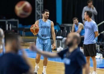Básquetbol: La Selección Argentina busca su boleto mundialista ante Canadá