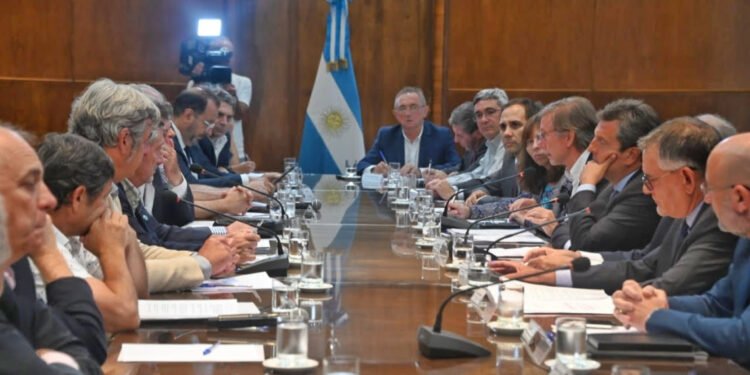 Anunciaron beneficios para productores afectados por la sequía