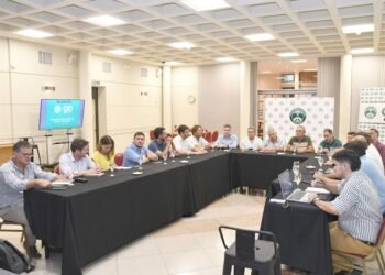 La cúpula del CCIRR planteó sus demandas al ministro Costamagna