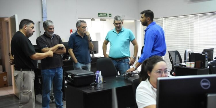 Autoridades del área tecnología de la UNRaf visitaron el Centro de Monitoreo