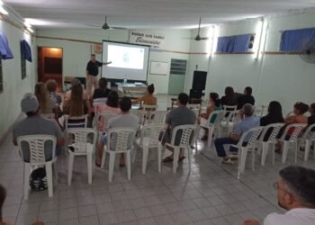 Vecinos de barrio Fasoli se capacitaron para utilizar Ojos en Alerta