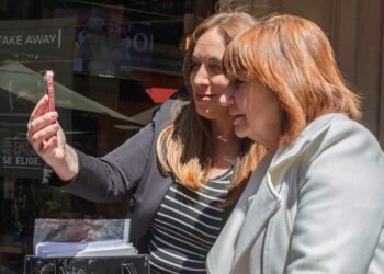 Los dos bloques de candidatos que dividen a Juntos por el Cambio