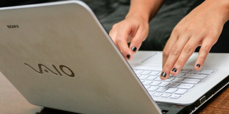 Protección a la producción local de computadoras y notebook