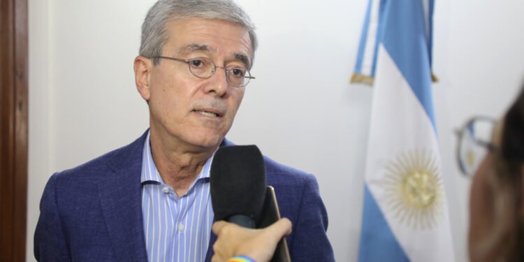 Agosto formuló precisiones sobre el superávit de la provincia