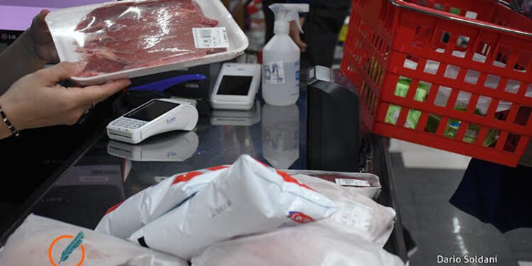 Acorralado por la inflación, se reúne el Consejo del Salario Mínimo, Vital y Móvil