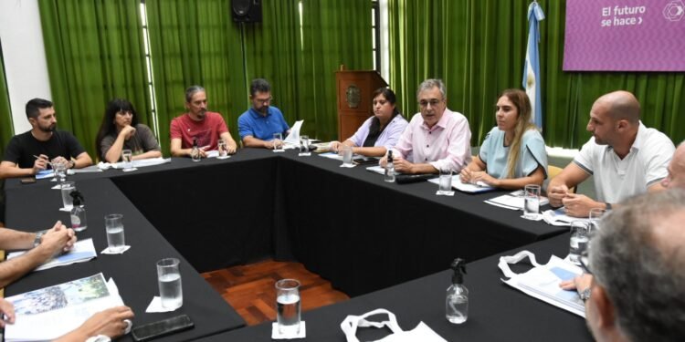 Juegos Suramericanos 2026: Municipio y Provincia presentaron la candidatura de Rafaela a los concejales