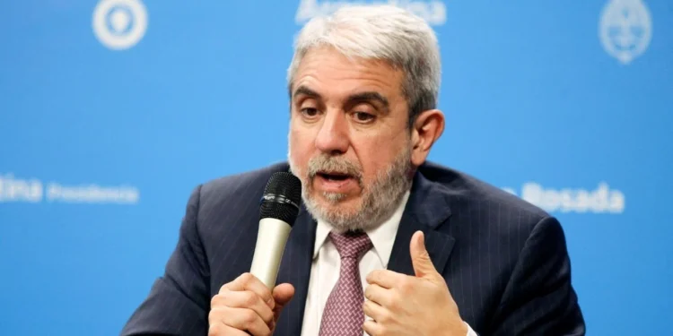 Aníbal Fernández: «Me importan un carajo las críticas»