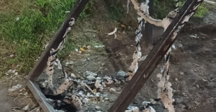 Denuncian más actos de vandalismo en espacios públicos locales