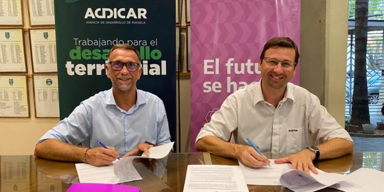 Firmaron un nuevo convenio para fortalecer la red tecnológica de Rafaela